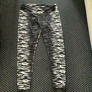 XL Material Girl workout leggings